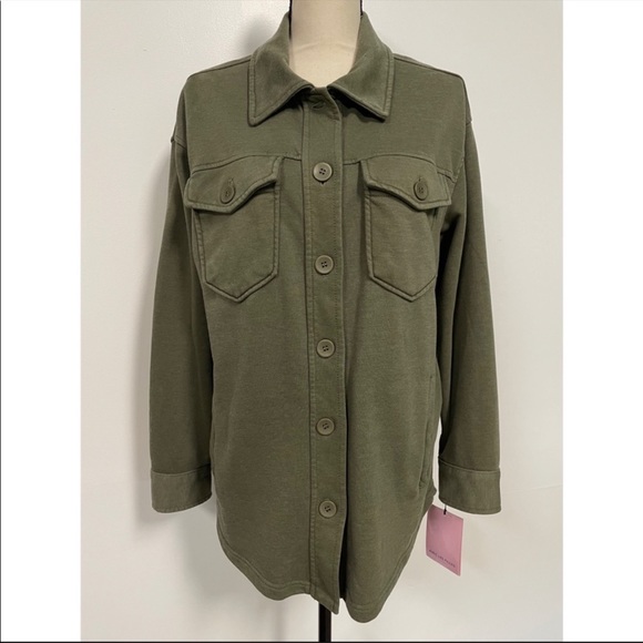 NWT Avec Les Filles French Terry Pigment Dyed Shacket Green Size S - Picture 2 of 4